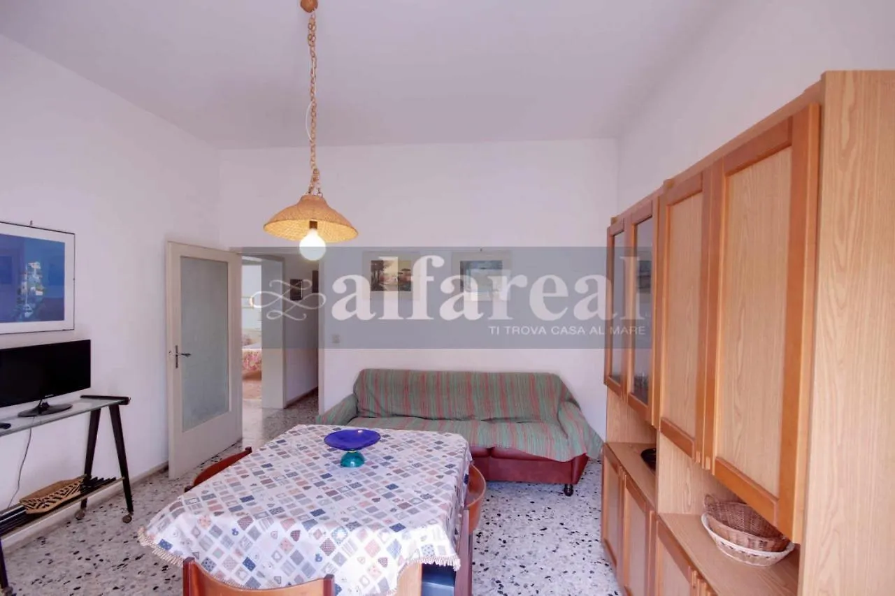 Apartment Laura E, Due Camere, Aria Condizionata, E A Soli 200 M Dal Mare! By Alfareal Castiglione della Pescaia