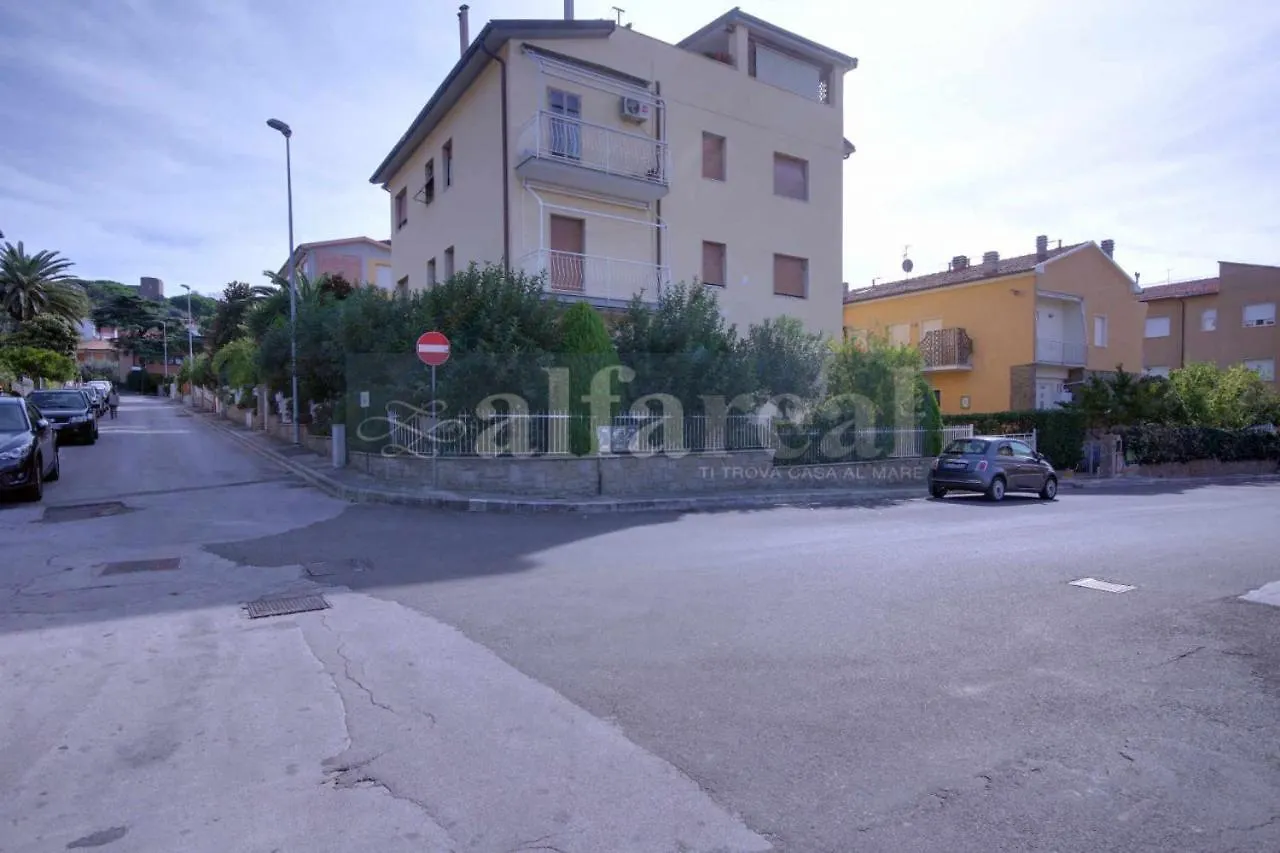 Laura E, Due Camere, Aria Condizionata, E A Soli 200 M Dal Mare! By Alfareal Castiglione della Pescaia